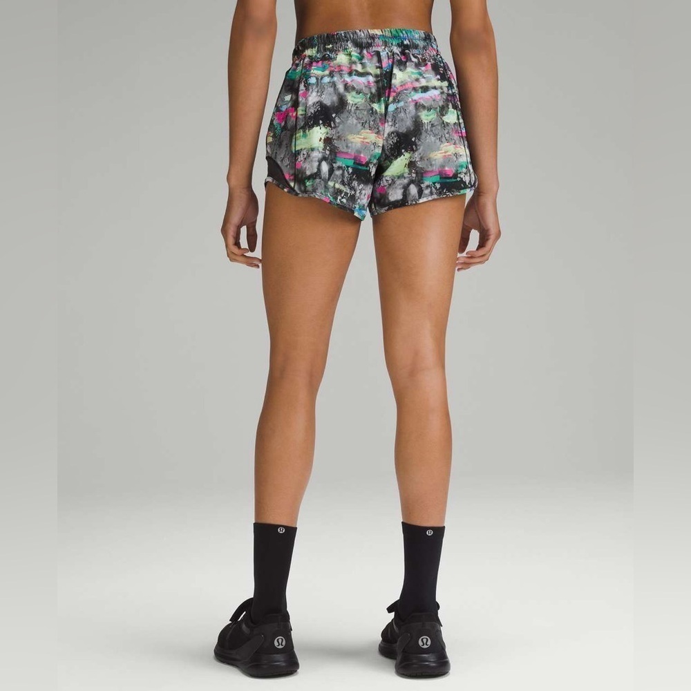 Lululemon Athletica Black and Green Athletic Shorts - Picture 4 of 8